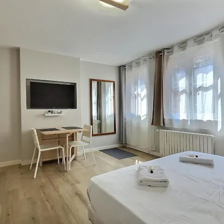 Appart'Hotel Tournusien Exterior photo